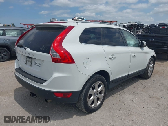 ✅ 2013 Volvo XC60 3.2L • VIN: YV4952DL7D2410441 • Lot: 44909377. Wystawiony na IAAI z przebiegiem 212 357 mil. Bezpłatny archiwum sprzedaży aukcyjnych z USA i szczegółowy raport historii pojazdu na DreamBid. Zdjęcie 4.