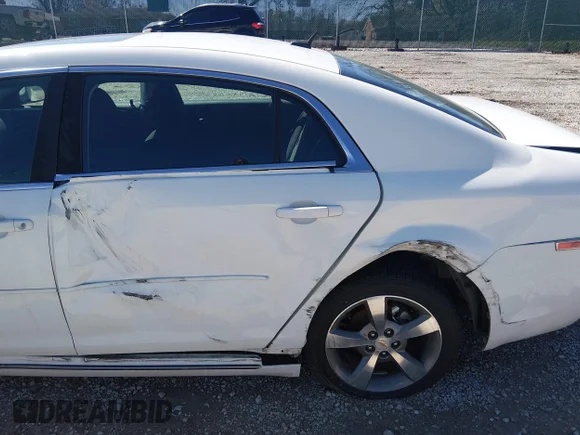 ✅ 2011 Chevrolet Malibu 1LT • VIN: 1G1ZC5EU8BF332851 • Лот: 44389760. Опубликован ранее на IAAI с пробегом 230 333 миль. Бесплатный доступ к архиву аукционных продаж из США и подробный отчёт об истории автомобиля на DreamBid. Изображение 6.