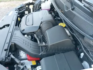 ✅ 2026 Chrysler Pacifica Select • VIN: 2C4RC1BG5TR192962 • Lot: 43726296. Wystawiony na IAAI z przebiegiem 196 mil. Bezpłatny archiwum sprzedaży aukcyjnych z USA i szczegółowy raport historii pojazdu na DreamBid. Zdjęcie 19.