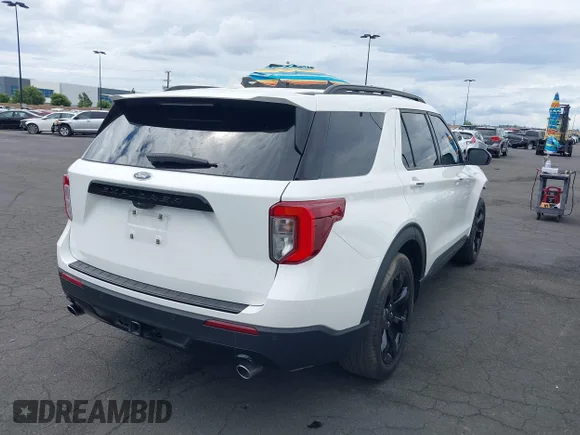 ✅ 2024 Ford Explorer ST-Line • VIN: 1FMSK7KH3RGA72440 • Lot: 43252241. Listed on IAAI with 12,927 mi. Free auction sales archive from the USA and detailed vehicle history report at DreamBid. Image 4.