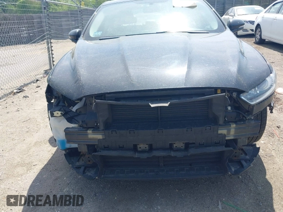 ✅ 2015 Ford Fusion SE • VIN: 3FA6P0H96FR299386 • Lot: 45121685. Wystawiony na IAAI z przebiegiem 149 411 mil. Bezpłatny archiwum sprzedaży aukcyjnych z USA i szczegółowy raport historii pojazdu na DreamBid. Zdjęcie 6.