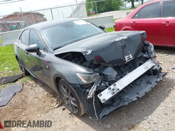 ✅ 2018 Lexus IS 350 • VIN: JTHBZ1D26J5032387 • Лот: 42263927. Опубліковано раніше на IAAI з пробігом 124 531 миль. Безкоштовний доступ до архіву аукціонних продажів зі США та докладний звіт про історію автомобіля на DreamBid. Зображення 1.