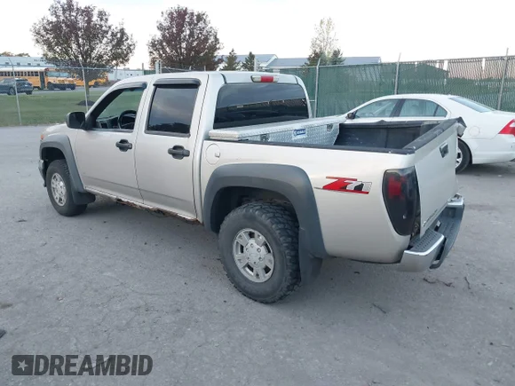 ✅ 2006 Chevrolet Colorado 3LT • VIN: 1GCDS136X68128418 • Lot: 43579944. Wystawiony na IAAI z przebiegiem 284 209 mil. Bezpłatny archiwum sprzedaży aukcyjnych z USA i szczegółowy raport historii pojazdu na DreamBid. Zdjęcie 3.