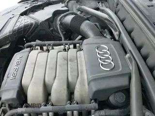 ✅ 2010 Audi Q5 Premium • VIN: WA1CKAFP4AA047913 • Lot: 42528543. Listed on IAAI with 201,043 mi. Free auction sales archive from the USA and detailed vehicle history report at DreamBid. Image 12.