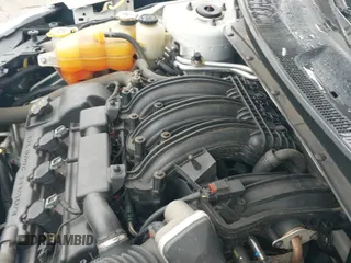 ✅ 2010 Chrysler Sebring Limited • VIN: 1C3CC5FD9AN197013 • Lot: 43139174. Wystawiony na IAAI z przebiegiem 61 371 mil. Bezpłatny archiwum sprzedaży aukcyjnych z USA i szczegółowy raport historii pojazdu na DreamBid. Zdjęcie 19.