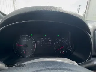 ✅ 2017 Kia Sportage SX Turbo • VIN: KNDPR3A61H7051065 • Lot: 83762685. Listed on Copart with 200,933 mi. Free auction sales archive from the USA and detailed vehicle history report at DreamBid. Image 11.