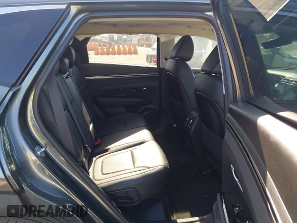 ✅ 2022 Hyundai Tucson SEL • VIN: 5NMJC3AE4NH018225 • Lot: 45039202. Wystawiony na IAAI z przebiegiem 73 405 mil. Bezpłatny archiwum sprzedaży aukcyjnych z USA i szczegółowy raport historii pojazdu na DreamBid. Zdjęcie 8.