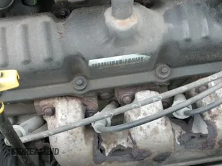 ✅ 2003 Chrysler Town & Country • VIN: 2C4GP24R63R271993 • Lot: 42825837. Listed on IAAI with 154,671 mi. Free auction sales archive from the USA and detailed vehicle history report at DreamBid. Image 13.