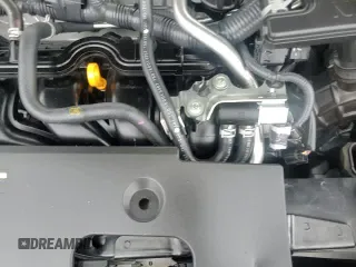 ✅ 2024 Nissan Sentra S • VIN: 3N1AB8BV8RY212687 • Lot: 68322895. Listed on Copart with 5,059 mi. Free auction sales archive from the USA and detailed vehicle history report at DreamBid. Image 13.