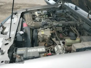 ✅ 1996 Mazda B-Series • VIN: 4F4CR17X1TTM05189 • Lot: 42009381. Wystawiony na IAAI z przebiegiem 127 675 mil. Bezpłatny archiwum sprzedaży aukcyjnych z USA i szczegółowy raport historii pojazdu na DreamBid. Zdjęcie 19.