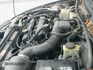 ✅ 2000 Ford Escort ZX2 • VIN: 3FAKP113XYR243903 • Lot: 43286468. Wystawiony na IAAI z przebiegiem 143 872 mil. Bezpłatny archiwum sprzedaży aukcyjnych z USA i szczegółowy raport historii pojazdu na DreamBid. Zdjęcie 12.