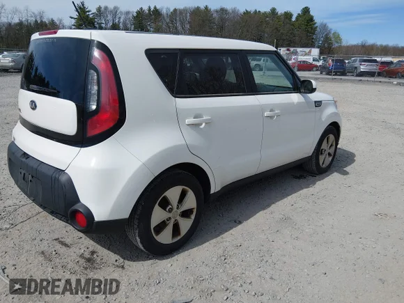 ✅ 2015 Kia Soul • VIN: KNDJN2A21F7222385 • Lot: 44938361. Wystawiony na IAAI z przebiegiem 175 799 mil. Bezpłatny archiwum sprzedaży aukcyjnych z USA i szczegółowy raport historii pojazdu na DreamBid. Zdjęcie 4.