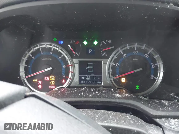 ✅ 2018 Toyota 4Runner SR5 Premium • VIN: JTEBU5JR6J5492122 • Lot: 44101089. Wystawiony na IAAI z przebiegiem 129 103 mil. Bezpłatny archiwum sprzedaży aukcyjnych z USA i szczegółowy raport historii pojazdu na DreamBid. Zdjęcie 7.