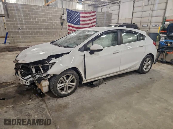✅ 2017 Chevrolet Cruze LT • VIN: 3G1BE6SM3HS586591 • Лот: 96695025. Опубліковано раніше на Copart з пробігом 174 225 миль. Безкоштовний доступ до архіву аукціонних продажів зі США та докладний звіт про історію автомобіля на DreamBid. Зображення 1.