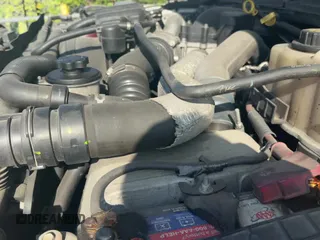 ✅ 2014 Ford F-550 XL • VIN: 1FDUF5GT1EEB88708 • Lot: 69325425. Wystawiony na Copart z przebiegiem 138 213 mil. Bezpłatny archiwum sprzedaży aukcyjnych z USA i szczegółowy raport historii pojazdu na DreamBid. Zdjęcie 11.