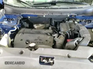 ✅ 2018 Mitsubishi Outlander ES • VIN: JA4AR3AU0JU004017 • Lot: 86610395. Wystawiony na Copart z przebiegiem 110 503 mil. Bezpłatny archiwum sprzedaży aukcyjnych z USA i szczegółowy raport historii pojazdu na DreamBid. Zdjęcie 15.