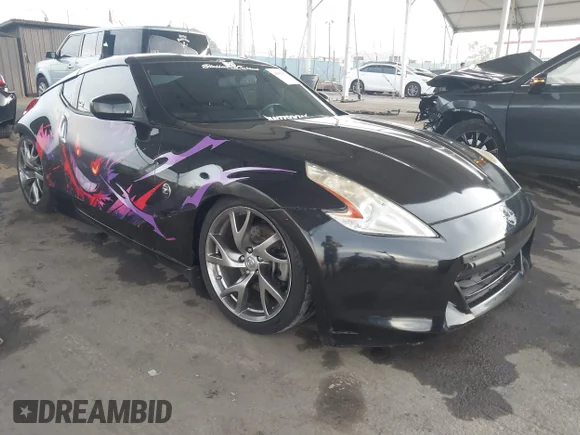 ✅ 2012 Nissan 370Z • VIN: JN1AZ4EH8CM561921 • Lot: 43691979. Wystawiony na IAAI z przebiegiem 117 817 mil. Bezpłatny archiwum sprzedaży aukcyjnych z USA i szczegółowy raport historii pojazdu na DreamBid. Zdjęcie 1.
