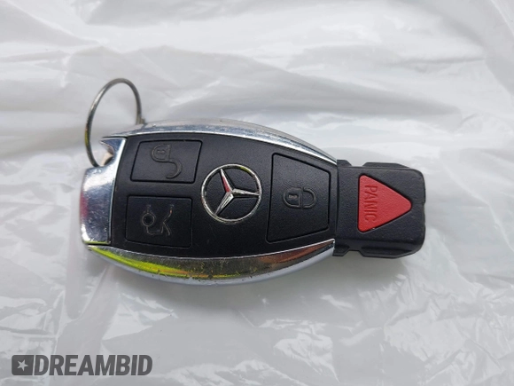 ✅ 2015 Mercedes-Benz C 300 Sport • VIN: 55SWF4KB2FU029782 • Lot: 44555353. Wystawiony na IAAI z przebiegiem 167 917 mil. Bezpłatny archiwum sprzedaży aukcyjnych z USA i szczegółowy raport historii pojazdu na DreamBid. Zdjęcie 11.