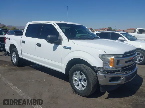 ✅ 2018 Ford F-150 XLT • VIN: 1FTEW1E53JKC56850 • Lot: 45300473. Wystawiony na IAAI z przebiegiem 182 848 mil. Bezpłatny archiwum sprzedaży aukcyjnych z USA i szczegółowy raport historii pojazdu na DreamBid. Zdjęcie 1.