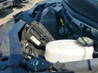 ✅ 2023 Chevrolet Express Cargo • VIN: 1GCWGAFP9P1258134 • Lot: 42645732. Wystawiony na IAAI z przebiegiem 5 693 mil. Bezpłatny archiwum sprzedaży aukcyjnych z USA i szczegółowy raport historii pojazdu na DreamBid. Zdjęcie 19.