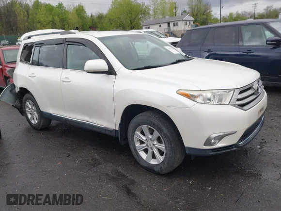 ✅ 2012 Toyota Highlander • VIN: 5TDBK3EH2CS160014 • Lot: 44998763. Listed on IAAI with 64,760 mi. Free auction sales archive from the USA and detailed vehicle history report at DreamBid. Image 1.