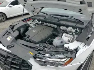 ✅ 2024 Audi Q5 Premium Plus • VIN: WA1BBAFY9R2147404 • Lot: 60261915. Listed on Copart with 3,201 mi. Free auction sales archive from the USA and detailed vehicle history report at DreamBid. Image 16.