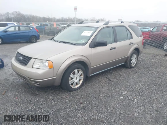 ✅ 2006 Ford Freestyle SE • VIN: 1FMZK011X6GA26884 • Лот: 43725892. Опубліковано раніше на IAAI з пробігом 184 455 миль. Безкоштовний доступ до архіву аукціонних продажів зі США та докладний звіт про історію автомобіля на DreamBid. Зображення 2.