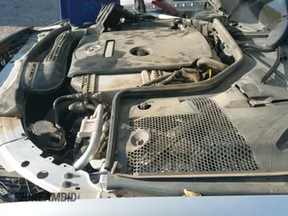 ✅ 2016 Mercedes-Benz C 300 • VIN: 55SWF4JB6GU128298 • Lot: 43196128. Wystawiony na IAAI z przebiegiem 86 906 mil. Bezpłatny archiwum sprzedaży aukcyjnych z USA i szczegółowy raport historii pojazdu na DreamBid. Zdjęcie 19.