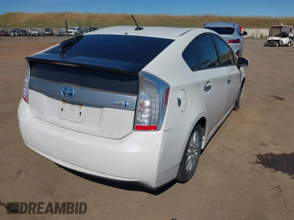 ✅ 2014 Toyota Prius • VIN: JTDKN3DPXE3064331 • Lot: 44943181. Wystawiony na IAAI z przebiegiem 144 507 mil. Bezpłatny archiwum sprzedaży aukcyjnych z USA i szczegółowy raport historii pojazdu na DreamBid. Zdjęcie 4.