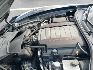 ✅ 2019 Chevrolet Corvette 1LT • VIN: 1G1YB2D78K5105612 • Lot: 42523425. Wystawiony na IAAI z przebiegiem 27 378 mil. Bezpłatny archiwum sprzedaży aukcyjnych z USA i szczegółowy raport historii pojazdu na DreamBid. Zdjęcie 19.