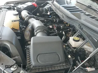 ✅ 2024 Ford F-150 XLT • VIN: 1FTFW3L80RFA57045 • Lot: 43298108. Wystawiony na IAAI z przebiegiem 14 172 mil. Bezpłatny archiwum sprzedaży aukcyjnych z USA i szczegółowy raport historii pojazdu na DreamBid. Zdjęcie 19.