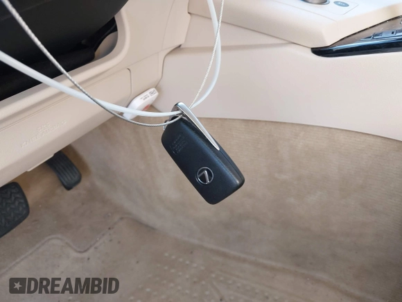 ✅ 2015 Lexus ES 330 • VIN: JTHBK1GG9F2207851 • Лот: 43363567. Опубликован ранее на IAAI с пробегом 56 640 миль. Бесплатный доступ к архиву аукционных продаж из США и подробный отчёт об истории автомобиля на DreamBid. Изображение 11.