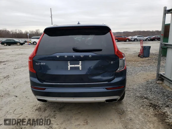 ✅ 2020 Volvo XC90 Momentum • VIN: YV4102PK6L1604039 • Lot: 69500212. Listed on Copart with 24,914 mi. Free auction sales archive from the USA and detailed vehicle history report at DreamBid. Image 6.
