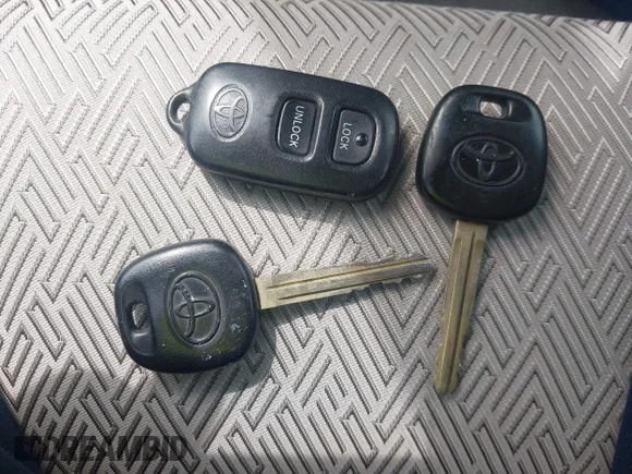 ✅ 2002 Toyota Highlander • VIN: JTEHF21A920087948 • Лот: 44988455. Опубліковано раніше на IAAI з пробігом 190 991 миль. Безкоштовний доступ до архіву аукціонних продажів зі США та докладний звіт про історію автомобіля на DreamBid. Зображення 11.