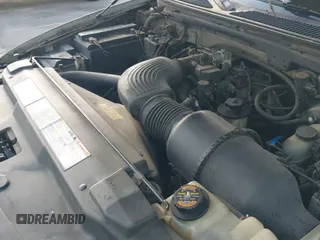 ✅ 1999 Ford Expedition XLT • VIN: 1FMRU1768XLA94841 • Lot: 42476547. Listed on IAAI with 301,500 mi. Free auction sales archive from the USA and detailed vehicle history report at DreamBid. Image 19.