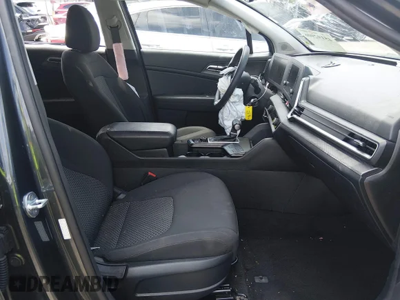 ✅ 2023 Kia Sportage LX • VIN: KNDPU3AF9P7106603 • Lot: 45192906. Wystawiony na IAAI z przebiegiem 55 251 mil. Bezpłatny archiwum sprzedaży aukcyjnych z USA i szczegółowy raport historii pojazdu na DreamBid. Zdjęcie 5.