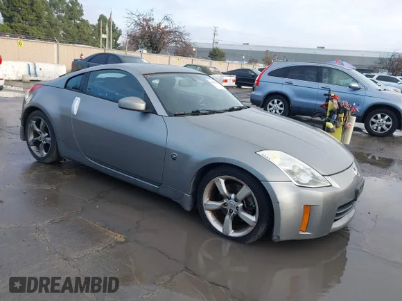 ✅ 2006 Nissan 350Z • VIN: JN1AZ34D46M304204 • Lot: 44082925. Wystawiony na IAAI z przebiegiem 152 919 mil. Bezpłatny archiwum sprzedaży aukcyjnych z USA i szczegółowy raport historii pojazdu na DreamBid. Zdjęcie 1.