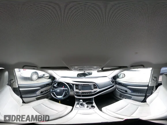 ✅ 2016 Toyota Highlander LE Plus • VIN: 5TDZKRFH1GS157031 • Lot: 45004801. Wystawiony na IAAI z przebiegiem 150 372 mil. Bezpłatny archiwum sprzedaży aukcyjnych z USA i szczegółowy raport historii pojazdu na DreamBid. Zdjęcie 19.