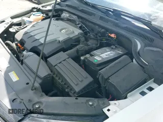 ✅ 2013 Volkswagen Jetta TDI w/Premium/Nav • VIN: 3VWLL7AJ7DM386162 • Lot: 43176163. Listed on IAAI with 81,988 mi. Free auction sales archive from the USA and detailed vehicle history report at DreamBid. Image 12.