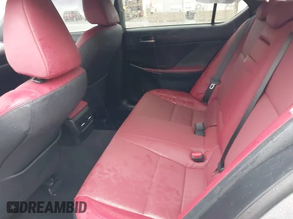 ✅ 2024 Lexus IS 350 F Sport • VIN: JTHBZ1E22R5036835 • Lot: 43814244. Wystawiony na IAAI z przebiegiem 10 073 mil. Bezpłatny archiwum sprzedaży aukcyjnych z USA i szczegółowy raport historii pojazdu na DreamBid. Zdjęcie 8.