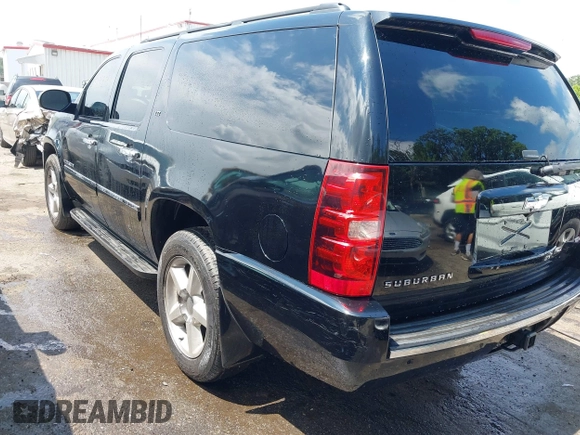 ✅ 2009 Chevrolet Suburban LTZ • VIN: 1GNFK36369R300973 • Lot: 42766933. Wystawiony na IAAI z przebiegiem 184 365 mil. Bezpłatny archiwum sprzedaży aukcyjnych z USA i szczegółowy raport historii pojazdu na DreamBid. Zdjęcie 3.