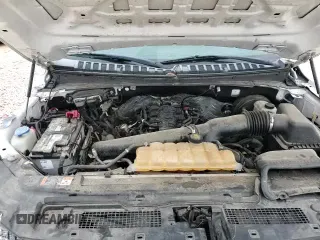 ✅ 2018 Ford Expedition XL • VIN: 1FMJU1FT4JEA47998 • Lot: 58672105. Wystawiony na Copart z przebiegiem 123 725 mil. Bezpłatny archiwum sprzedaży aukcyjnych z USA i szczegółowy raport historii pojazdu na DreamBid. Zdjęcie 15.