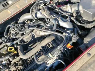 ✅ 2019 Ford Fusion SE • VIN: 3FA6P0HD3KR229066 • Лот: 90900085. Опубликован ранее на Copart с пробегом 109 460 миль. Бесплатный доступ к архиву аукционных продаж из США и подробный отчёт об истории автомобиля на DreamBid. Изображение 16.