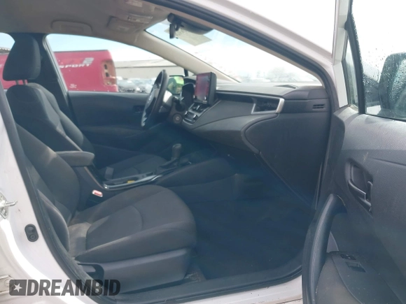 ✅ 2022 Toyota Corolla LE • VIN: 5YFEPMAE9NP331143 • Lot: 44263124. Wystawiony na IAAI z przebiegiem 104 119 mil. Bezpłatny archiwum sprzedaży aukcyjnych z USA i szczegółowy raport historii pojazdu na DreamBid. Zdjęcie 5.