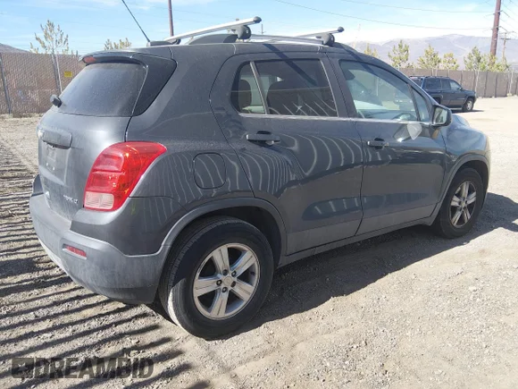 ✅ 2016 Chevrolet Trax LT • VIN: 3GNCJLSB1GL163187 • Lot: 44618046. Listed on IAAI with 198,526 mi. Free auction sales archive from the USA and detailed vehicle history report at DreamBid. Image 4.