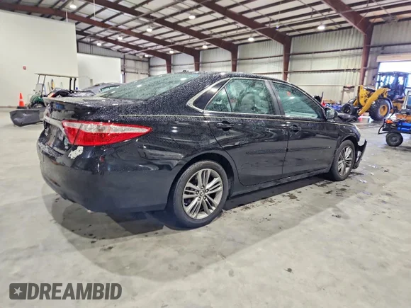 ✅ 2015 Toyota Camry LE • VIN: 4T1BF1FK4FU046529 • Лот: 53544156. Опубликован ранее на Copart с пробегом 116 225 миль. Бесплатный доступ к архиву аукционных продаж из США и подробный отчёт об истории автомобиля на DreamBid. Изображение 3.