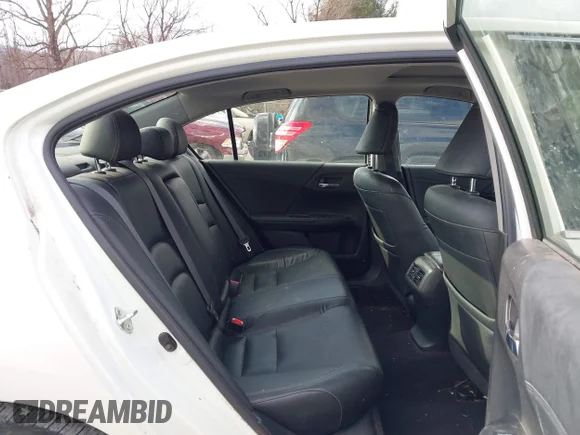 ✅ 2017 Honda Accord Touring • VIN: JHMCR6F72HC019264 • Lot: 43978503. Listed on IAAI with 174,186 mi. Free auction sales archive from the USA and detailed vehicle history report at DreamBid. Image 8.