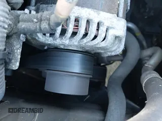 ✅ 2018 Nissan Kicks SR • VIN: 3N1CP5CUXJL520038 • Lot: 43658745. Wystawiony na IAAI z przebiegiem 177 727 mil. Bezpłatny archiwum sprzedaży aukcyjnych z USA i szczegółowy raport historii pojazdu na DreamBid. Zdjęcie 19.