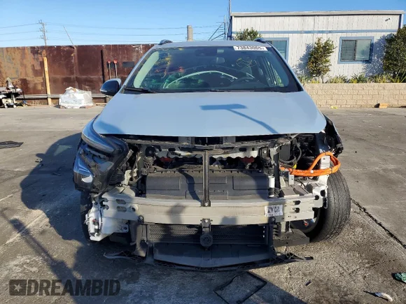 ✅ 2023 Chevrolet Bolt EUV LT • VIN: 1G1FY6S05P4141676 • Lot: 73843065. Wystawiony na Copart z przebiegiem 64 481 mil. Bezpłatny archiwum sprzedaży aukcyjnych z USA i szczegółowy raport historii pojazdu na DreamBid. Zdjęcie 5.