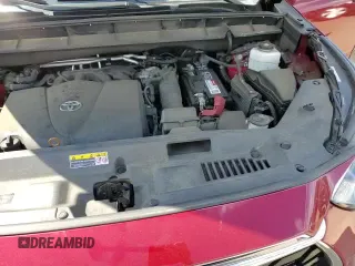 ✅ 2021 Toyota Highlander Limited • VIN: 5TDDZRBH2MS529158 • Lot: 70418985. Wystawiony na Copart z przebiegiem 70 706 mil. Bezpłatny archiwum sprzedaży aukcyjnych z USA i szczegółowy raport historii pojazdu na DreamBid. Zdjęcie 16.